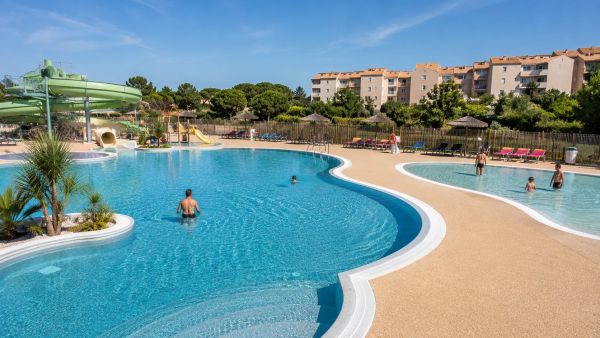 Quel camping avec parc aquatique au Cap d'Agde pour vos vacances ?